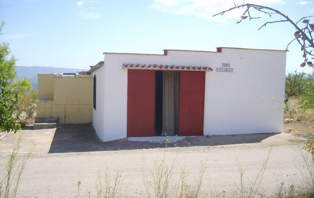1-5-VPS-052-development-land-Ayora.-6-18-small-flat-Ayora.-19-37-039-1024x768