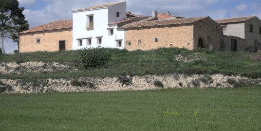 VPS 350 – Large Country House in La Font de la Figuera