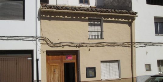 VPS 402 – Town House in Ayora