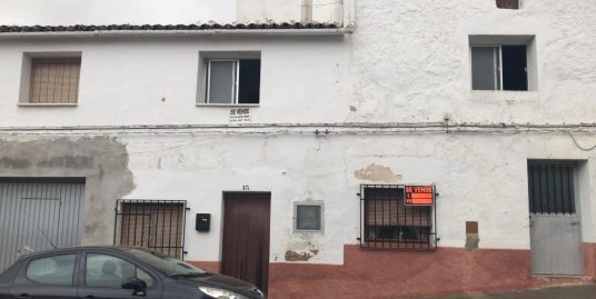 VPS 559 – Town house in Ayora
