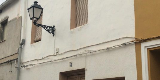 VPS 572 – Town House in Ayora