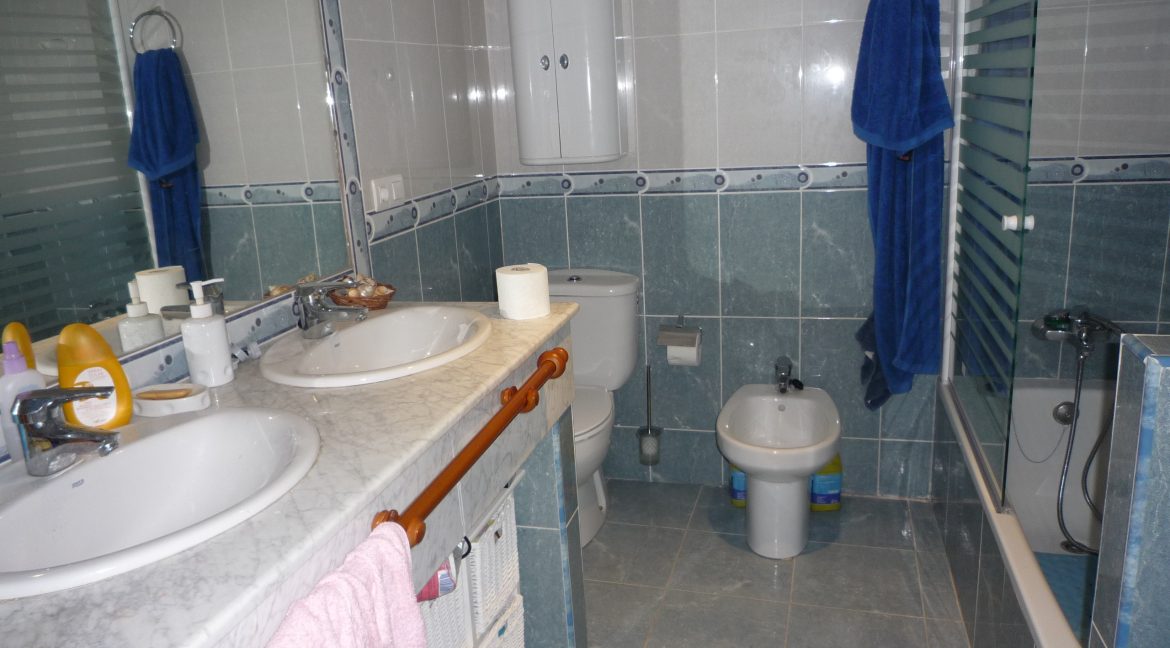 BAÑO 1