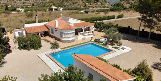 VPS 654 – Country house in Ayora