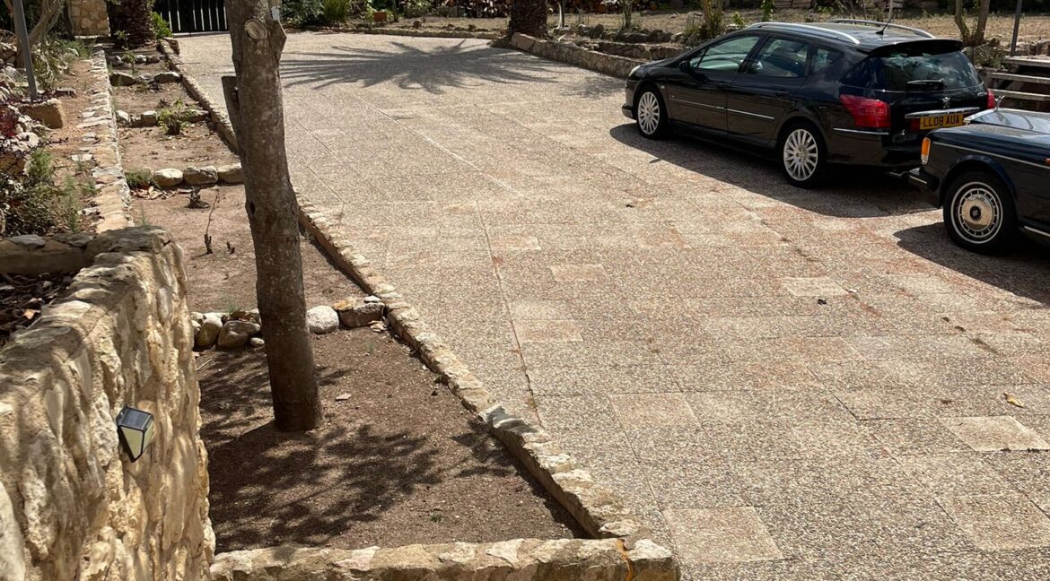 Front drive